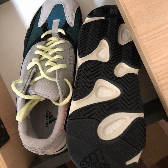 Yeezy 700 boost